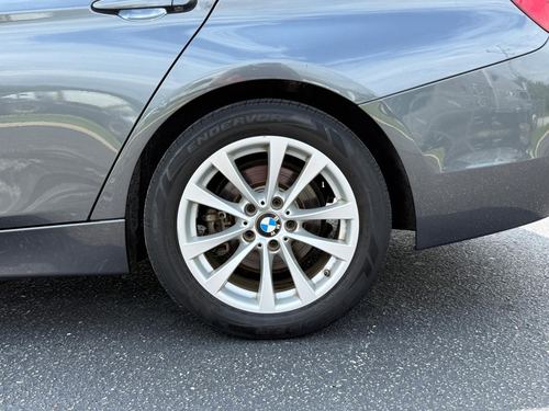 2017 BMW 320 — photo 8