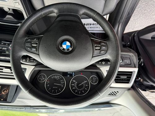 2017 BMW 320 — photo 22