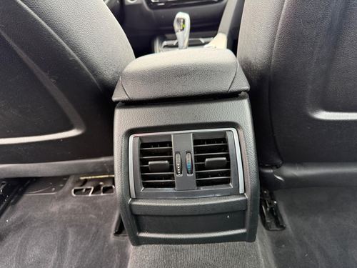 2017 BMW 320 — photo 29