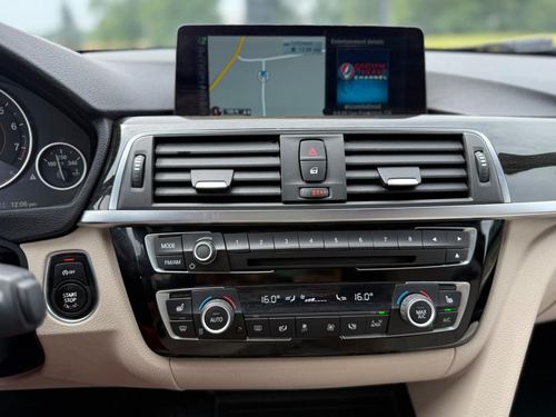 2016 BMW 340 — photo 19