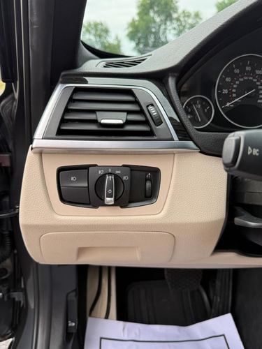 2016 BMW 340 — photo 22