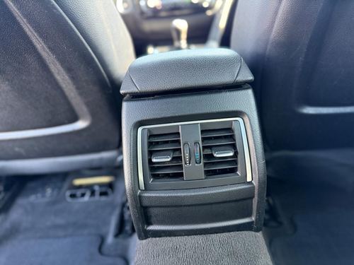 2016 BMW 320 — photo 31