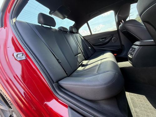 2016 BMW 320 — photo 34