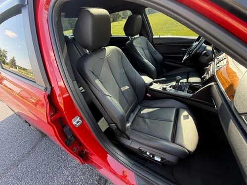 2016 BMW 320 — photo 41