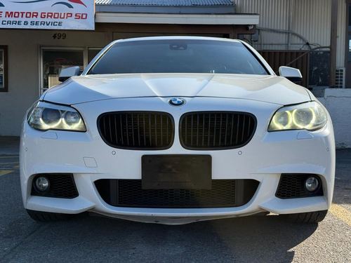 2012 BMW 550 — photo 14