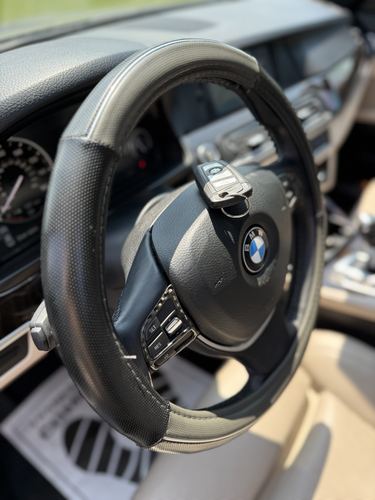 2012 BMW 550i — photo 24