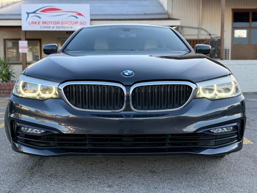 2017 BMW 530 — photo 16