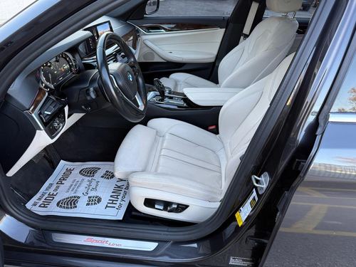 2017 BMW 530 — photo 18