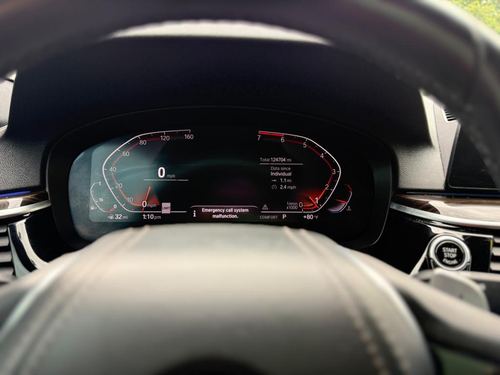 2020 BMW 530 — photo 20