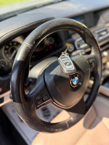 2012 BMW 750 — photo 26