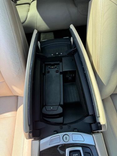 2012 BMW 750 — photo 42