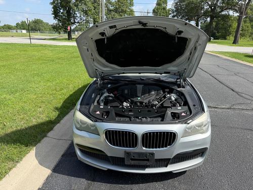 2013 BMW 750 — photo 5