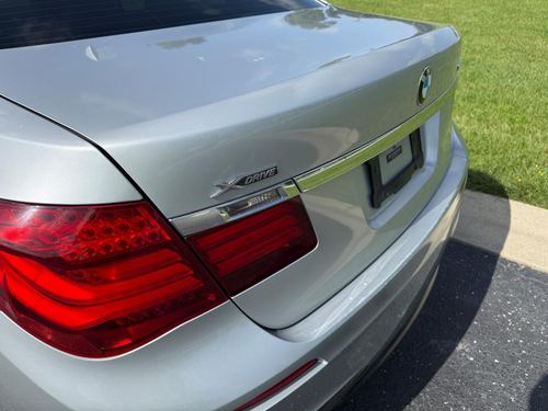 2013 BMW 750 — photo 10