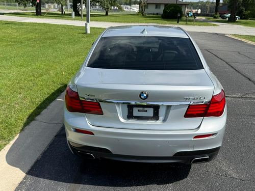 2013 BMW 750 — photo 14