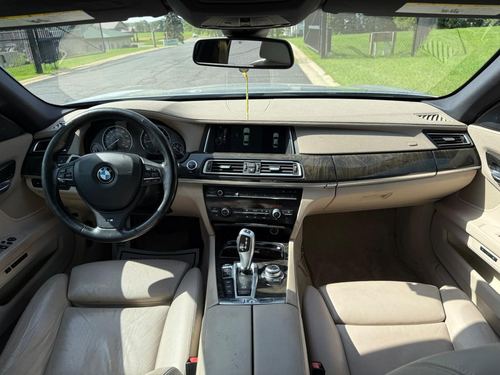 2013 BMW 750 — photo 28