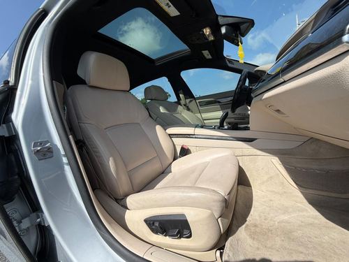 2013 BMW 750 — photo 41