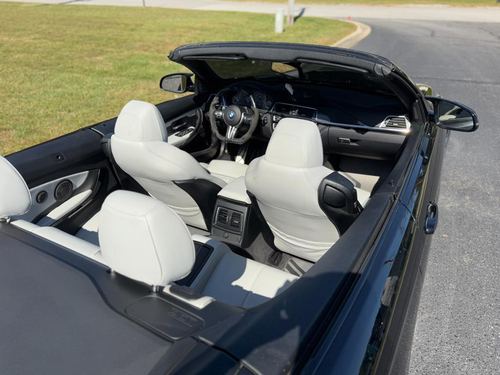 2016 BMW M4 — photo 12