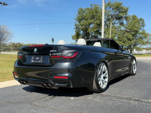 2016 BMW M4 — photo 17