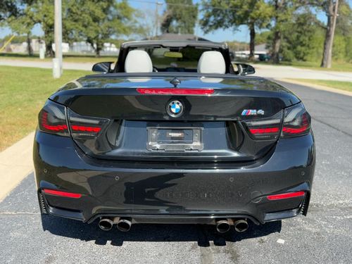 2016 BMW M4 — photo 18