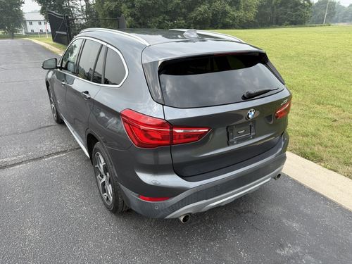 2017 BMW X1 — photo 13