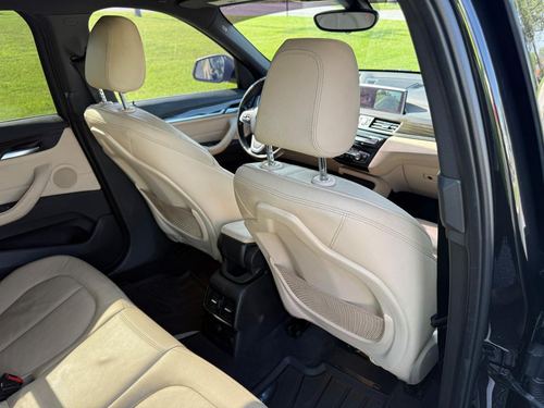 2018 BMW X1 — photo 37