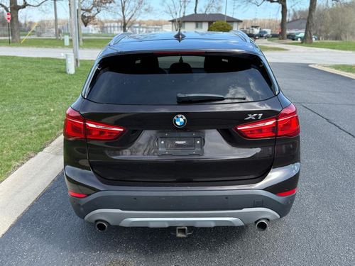 2016 BMW X1 — photo 16
