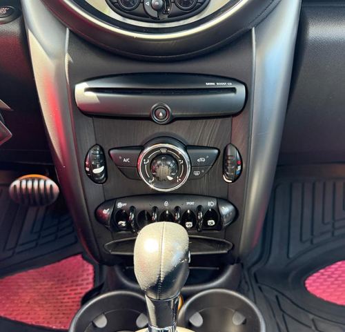 2014 Mini Countryman S — photo 25