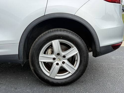 2011 Porsche Cayenne — photo 9