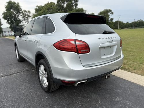 2011 Porsche Cayenne — photo 15