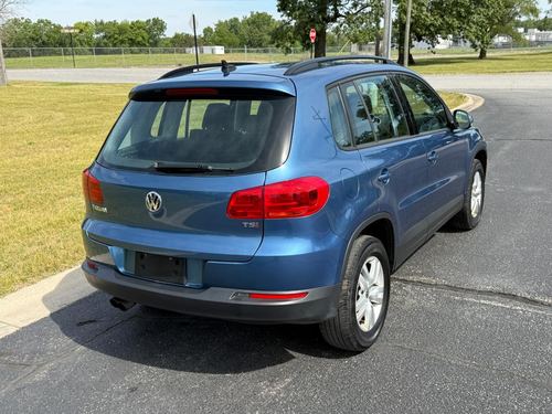2017 VW Tiguan — photo 21