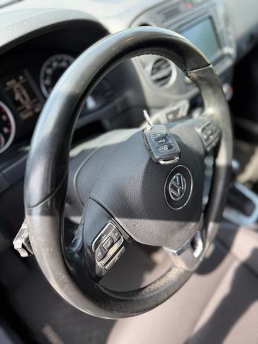 2017 VW Tiguan — photo 27
