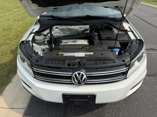 2017 VW Tiguan — photo 2