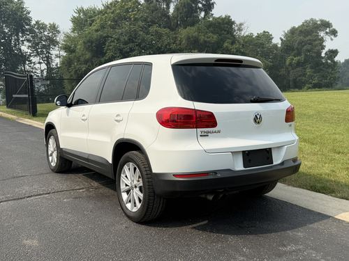 2017 VW Tiguan — photo 13