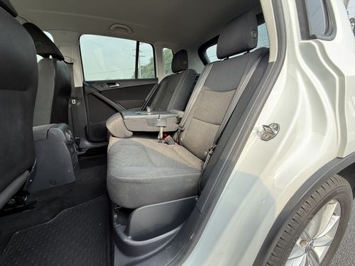 2017 VW Tiguan — photo 38