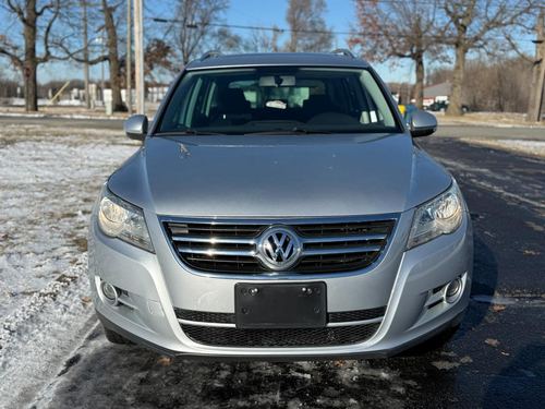 2010 Volkswagen Tiguan — photo 5