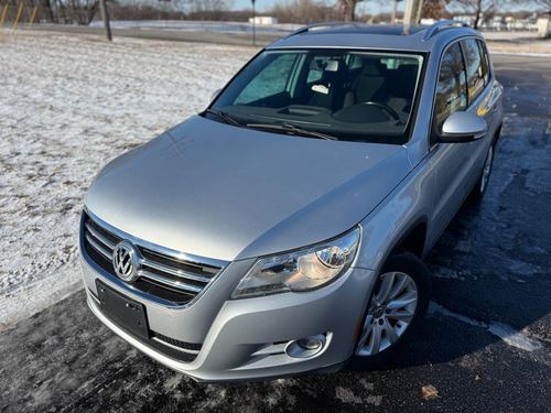 2010 Volkswagen Tiguan — photo 17