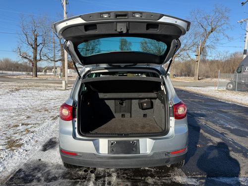 2010 Volkswagen Tiguan — photo 19