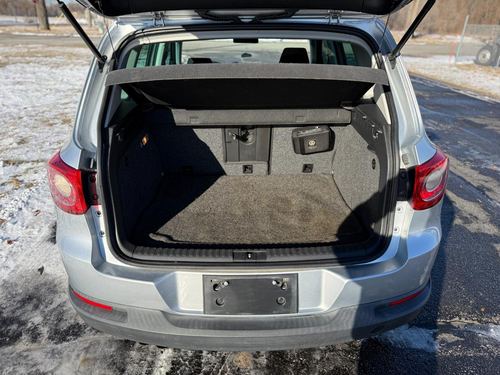 2010 Volkswagen Tiguan — photo 20