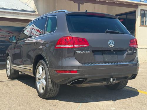 2013 Volkswagen Touareg — photo 8