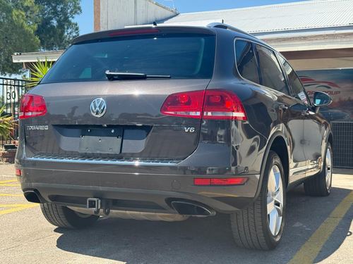 2013 Volkswagen Touareg — photo 10