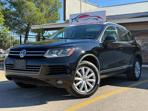 2011 VW Touareg — photo 4