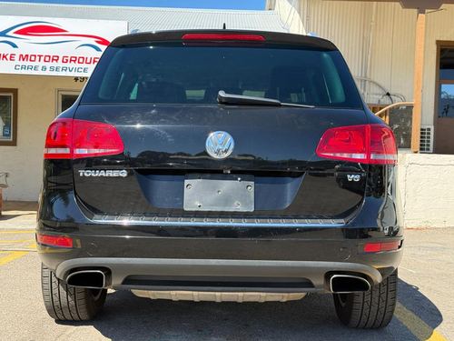 2011 VW Touareg — photo 8