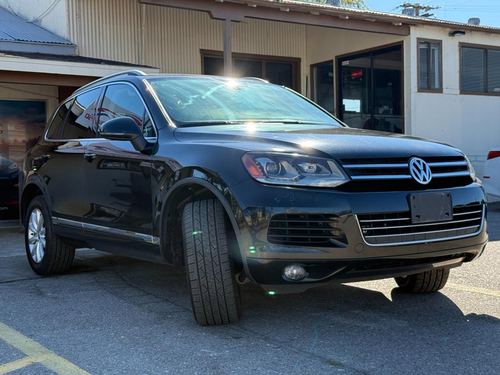 2011 VW Touareg — photo 12