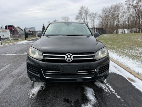2011 VW Touareg — photo 7