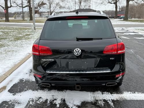 2011 VW Touareg — photo 8