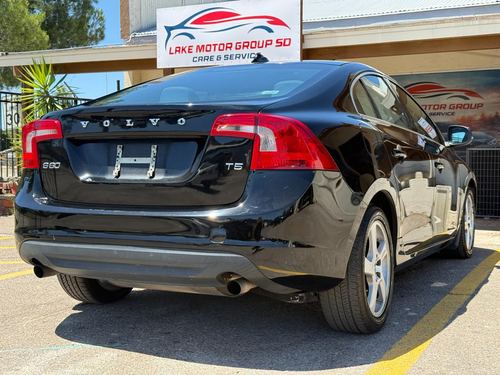 2012 Volvo S60 — photo 9