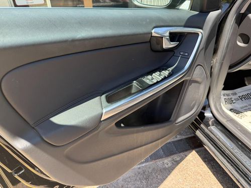 2012 Volvo S60 — photo 17