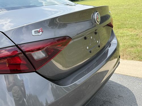 2018 Alfa Romeo Guilia — photo 8