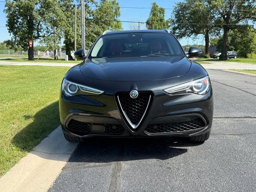 2018 Alfa Romeo Stelvio — photo 5