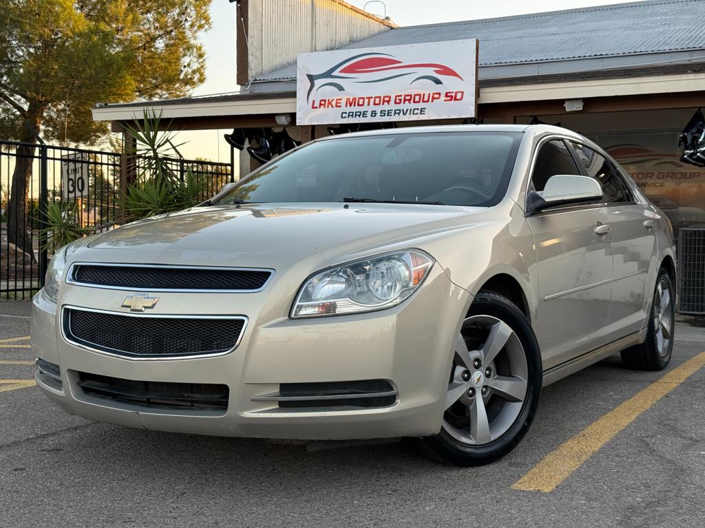2011 Chevrolet Malibu 1LT — photo 1